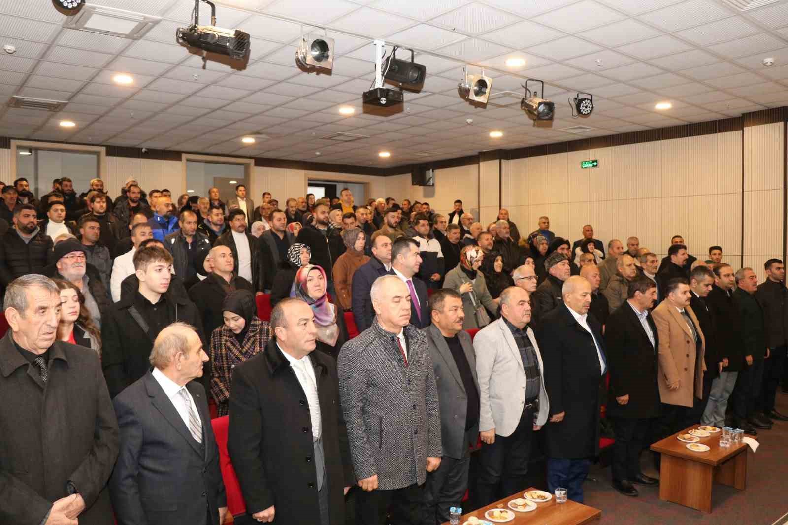 Erzurum’da kadın oda başkanı güven tazeledi
