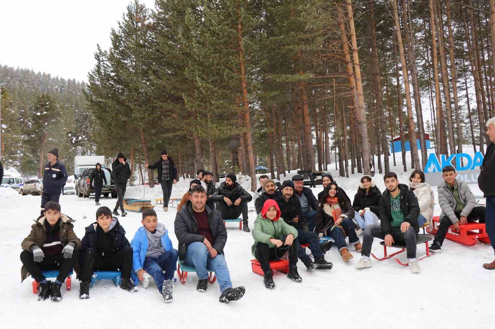 Erzurum’da kızaklarla kıyasıya yarış

