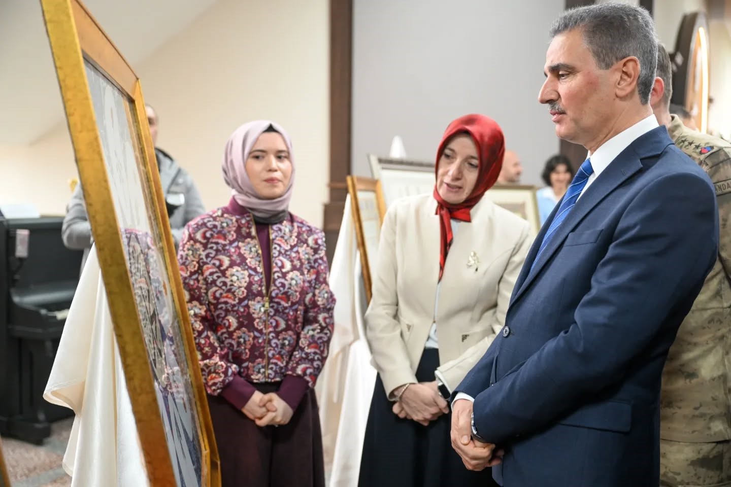 Erzurum’da "Sanatın diliyle değerlerimiz" sergisi açıldı
