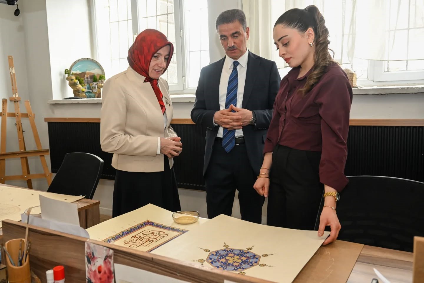 Erzurum’da "Sanatın diliyle değerlerimiz" sergisi açıldı
