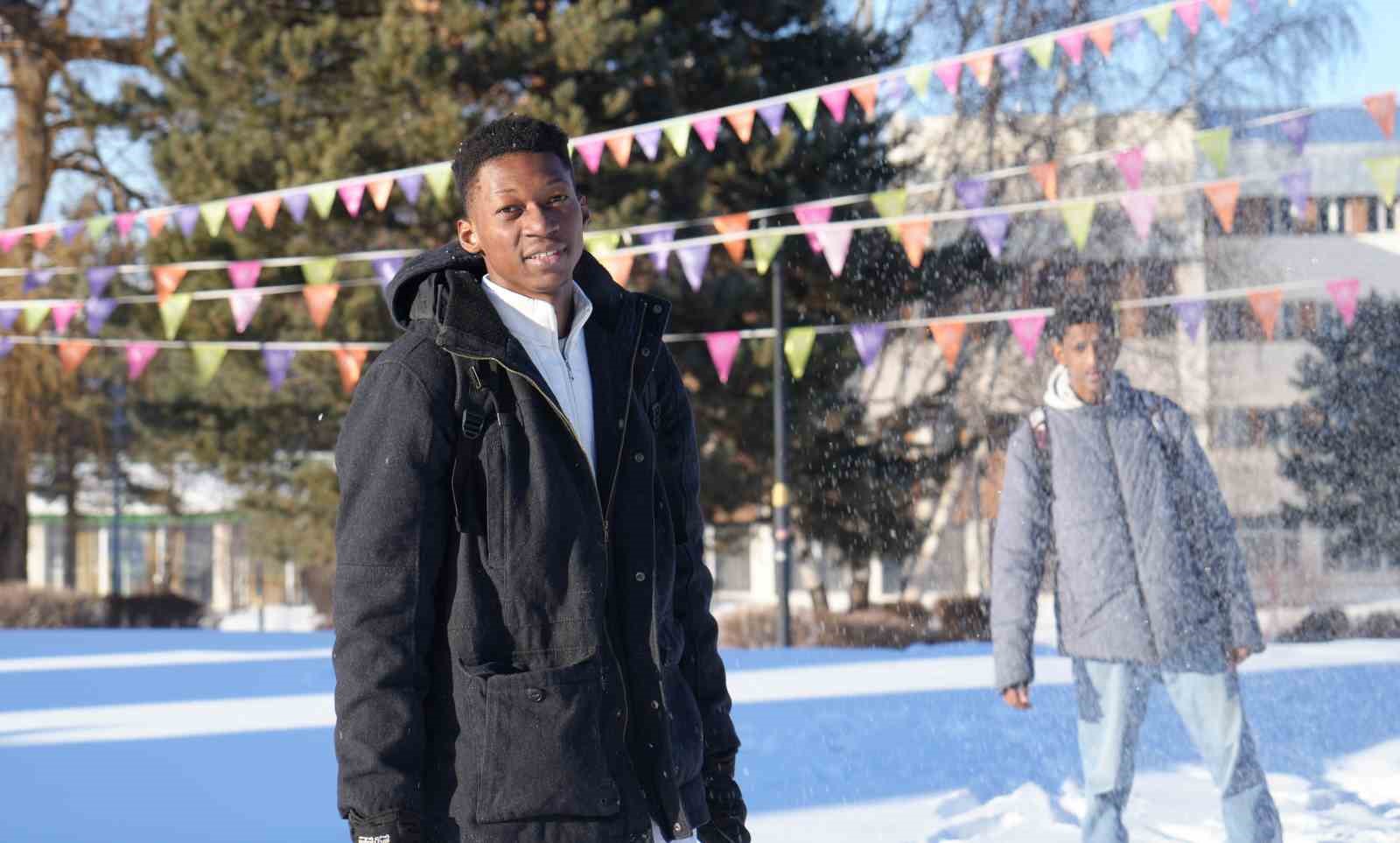 Erzurum’da siyah ile beyazın buluşması
