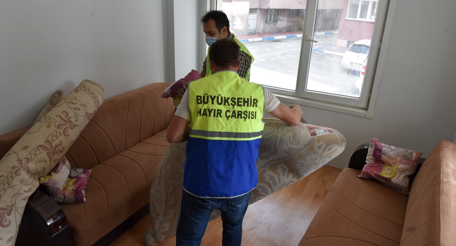 Erzurum’da sosyal belediyeciliğin en güçlü adresi: Hayır çarşısı
