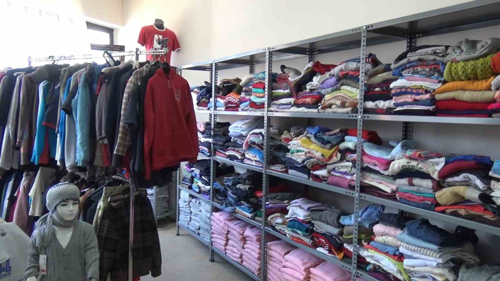 Erzurum’da sosyal belediyeciliğin en güçlü adresi: Hayır çarşısı
