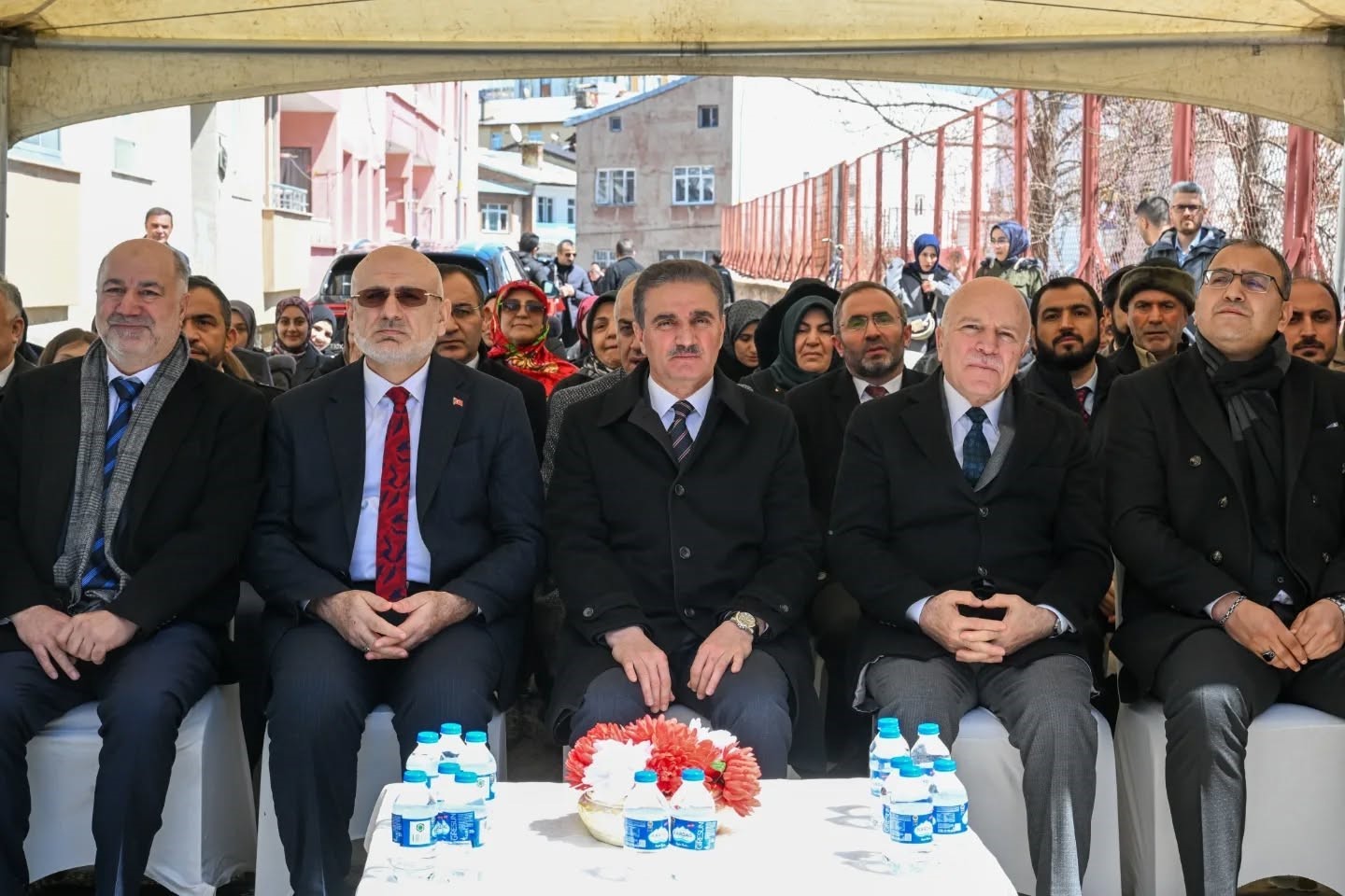 Erzurum’da yükseköğrenim kız yurdu törenle açıldı

