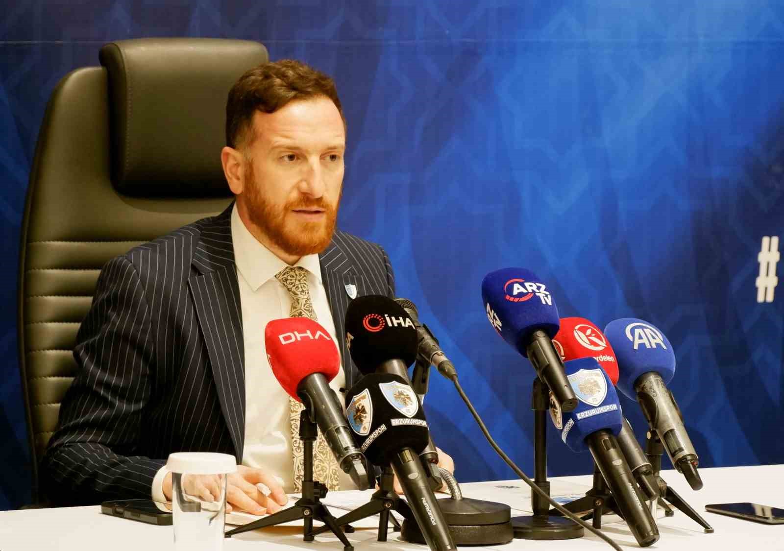 Erzurumspor FK Başkanı Ahmet Dal, "Erzurum zor bir deplasmandır. Ama bu zorluk hava şartlarından değil, sahadaki mücadeleden kaynaklanacaktır"
