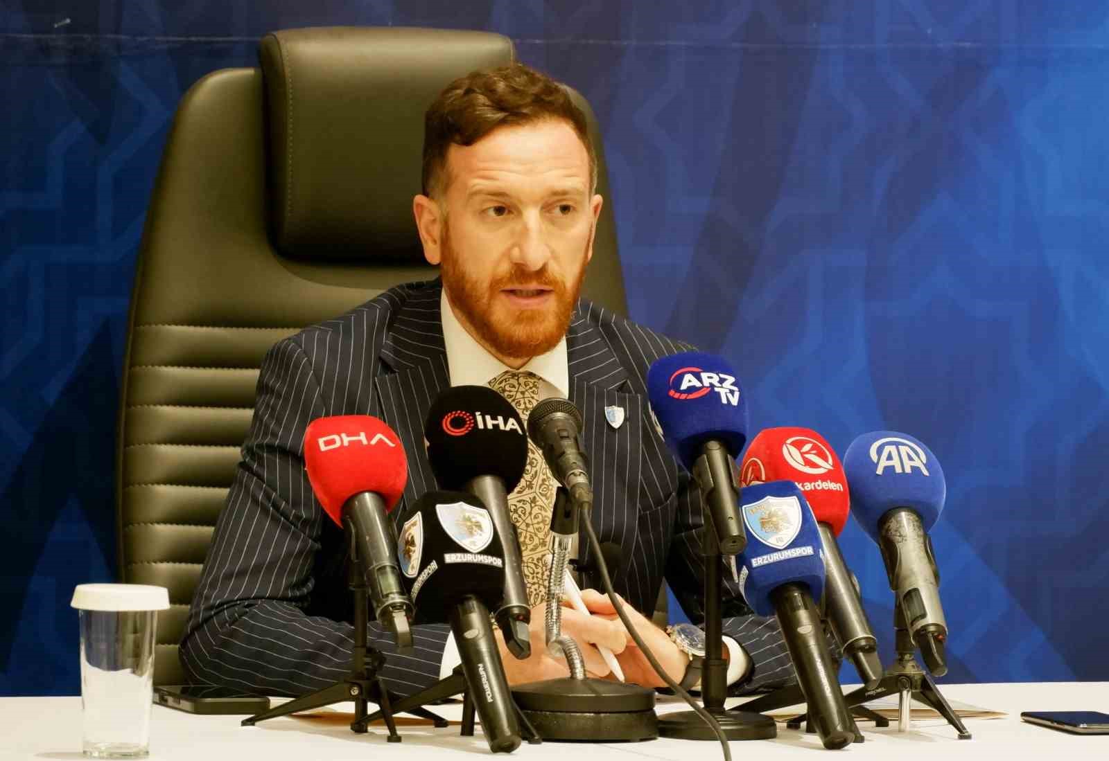 Erzurumspor FK Başkanı Ahmet Dal, "Erzurum zor bir deplasmandır. Ama bu zorluk hava şartlarından değil, sahadaki mücadeleden kaynaklanacaktır"
