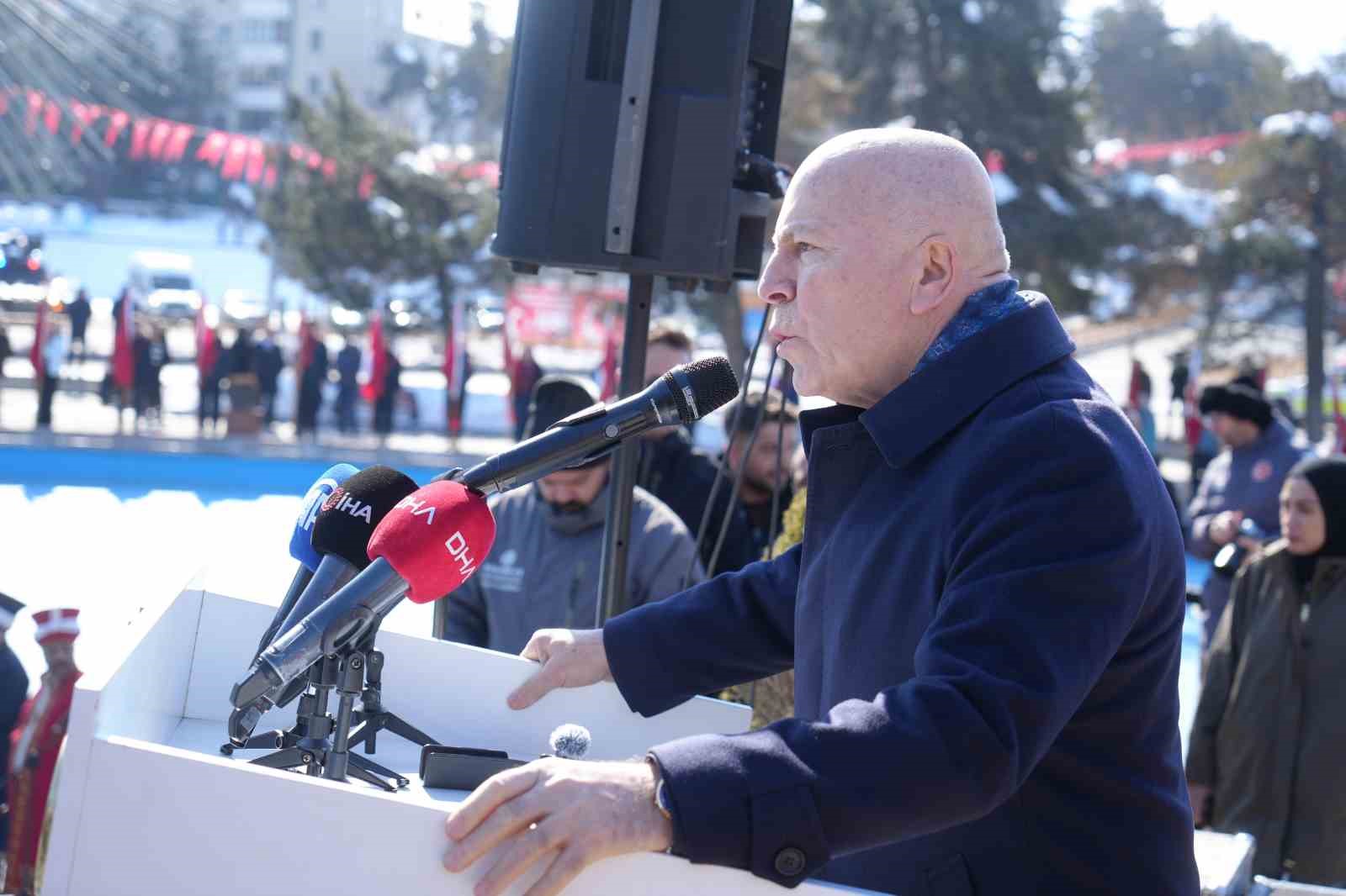 Erzurum’un kurtuluşunun 108’nci yıl dönümünü coşkuyla kutladı
