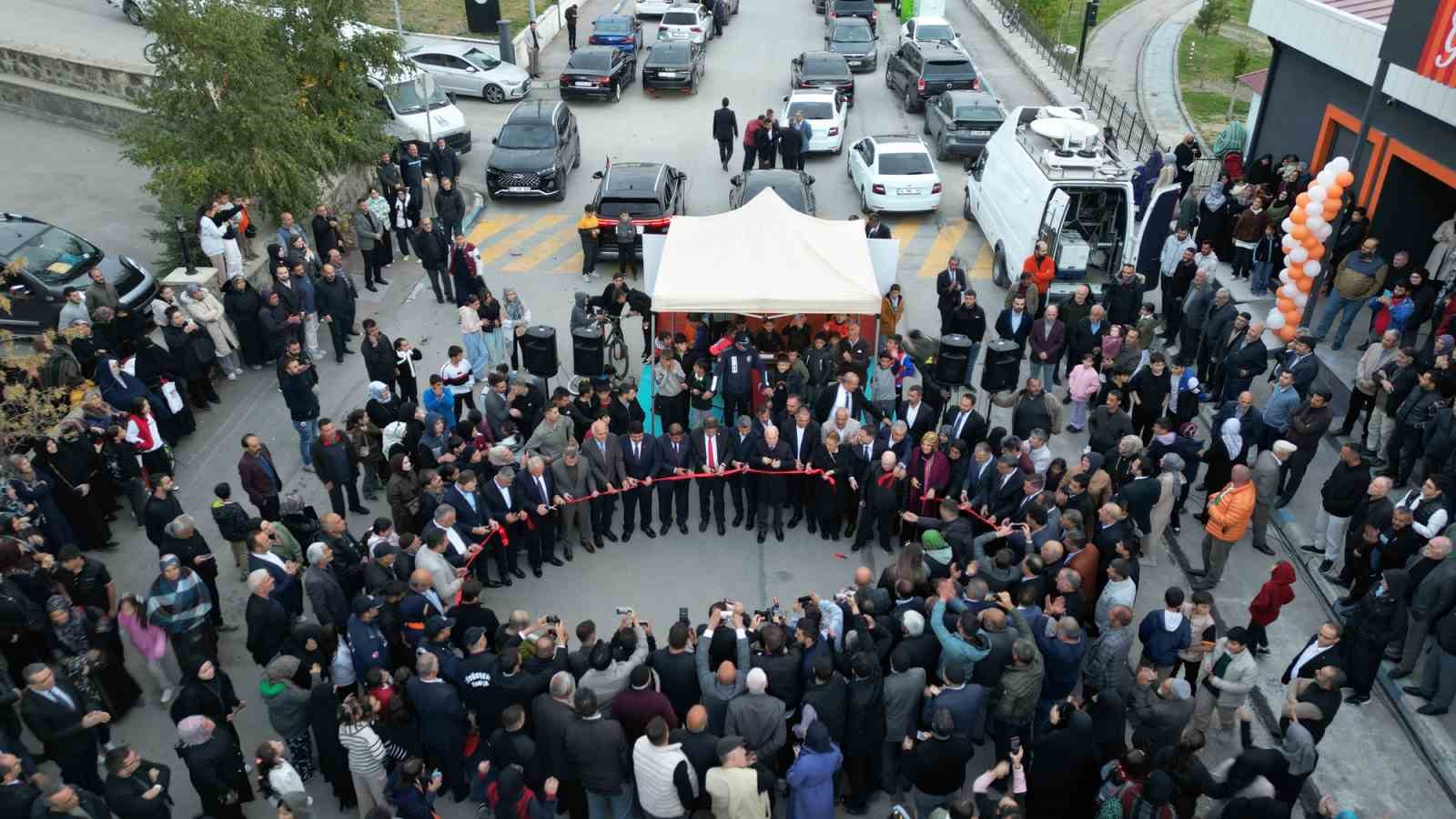 Erzurum’un Türkiye’ye örnek teşkil eden
