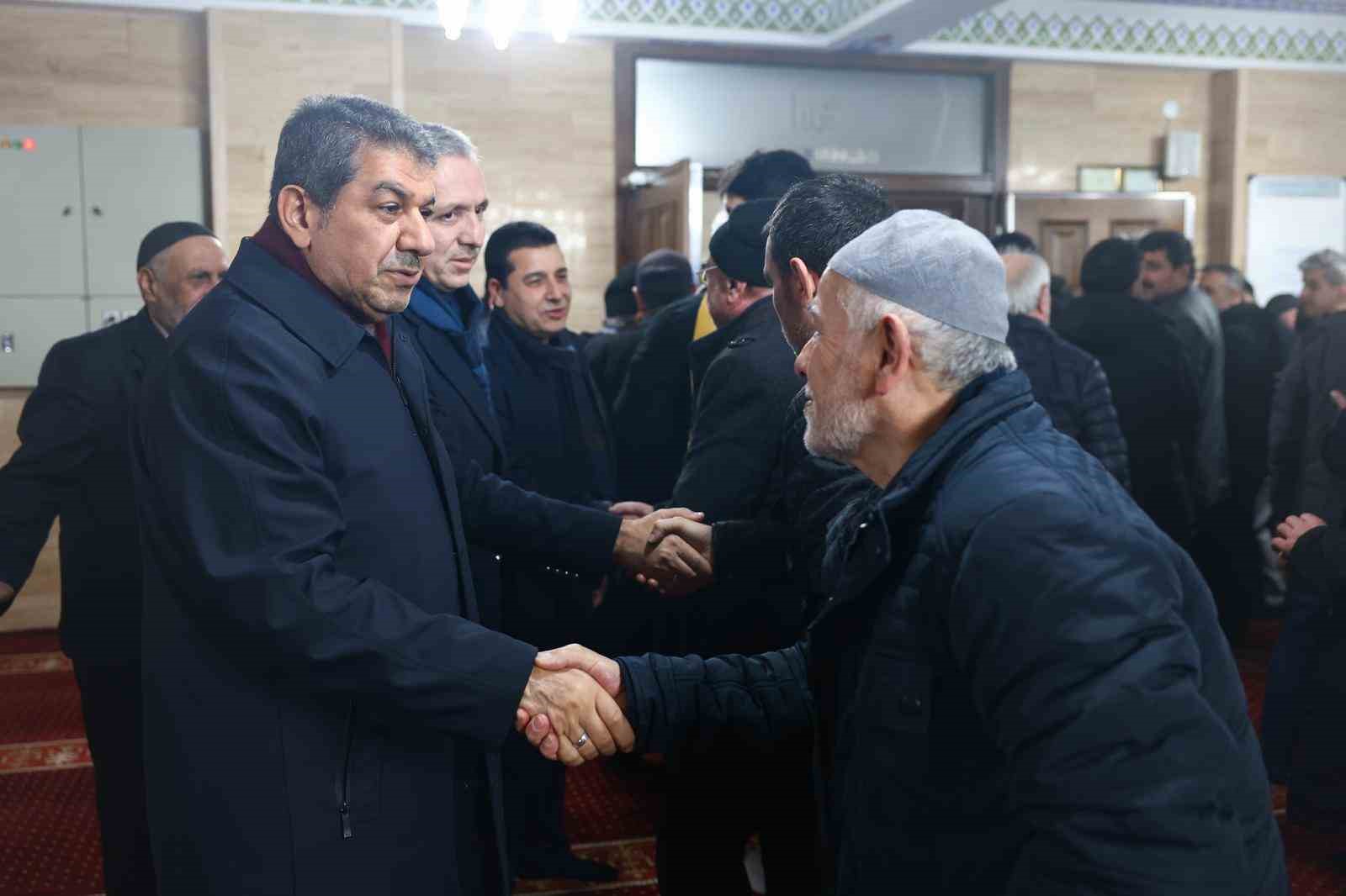 Esenler’de Enderun teravih geleneği yaşatılıyor
