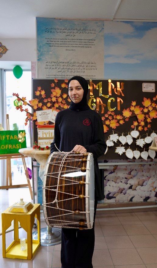 Esenler’de liselerde "Görevimiz Ramazan" projesi gençlerin toplumsal sorumluluk bilincini güçlendiriyor
