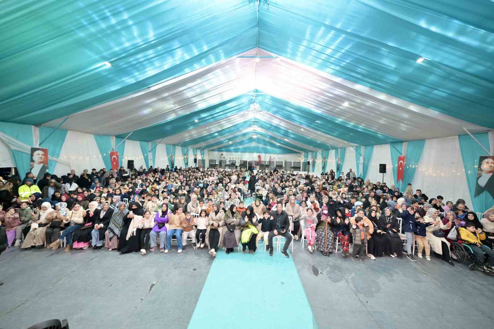 Esenyurt Belediye Başkan Vekili Aksoy’dan gençlere yönelik yatırım atağı
