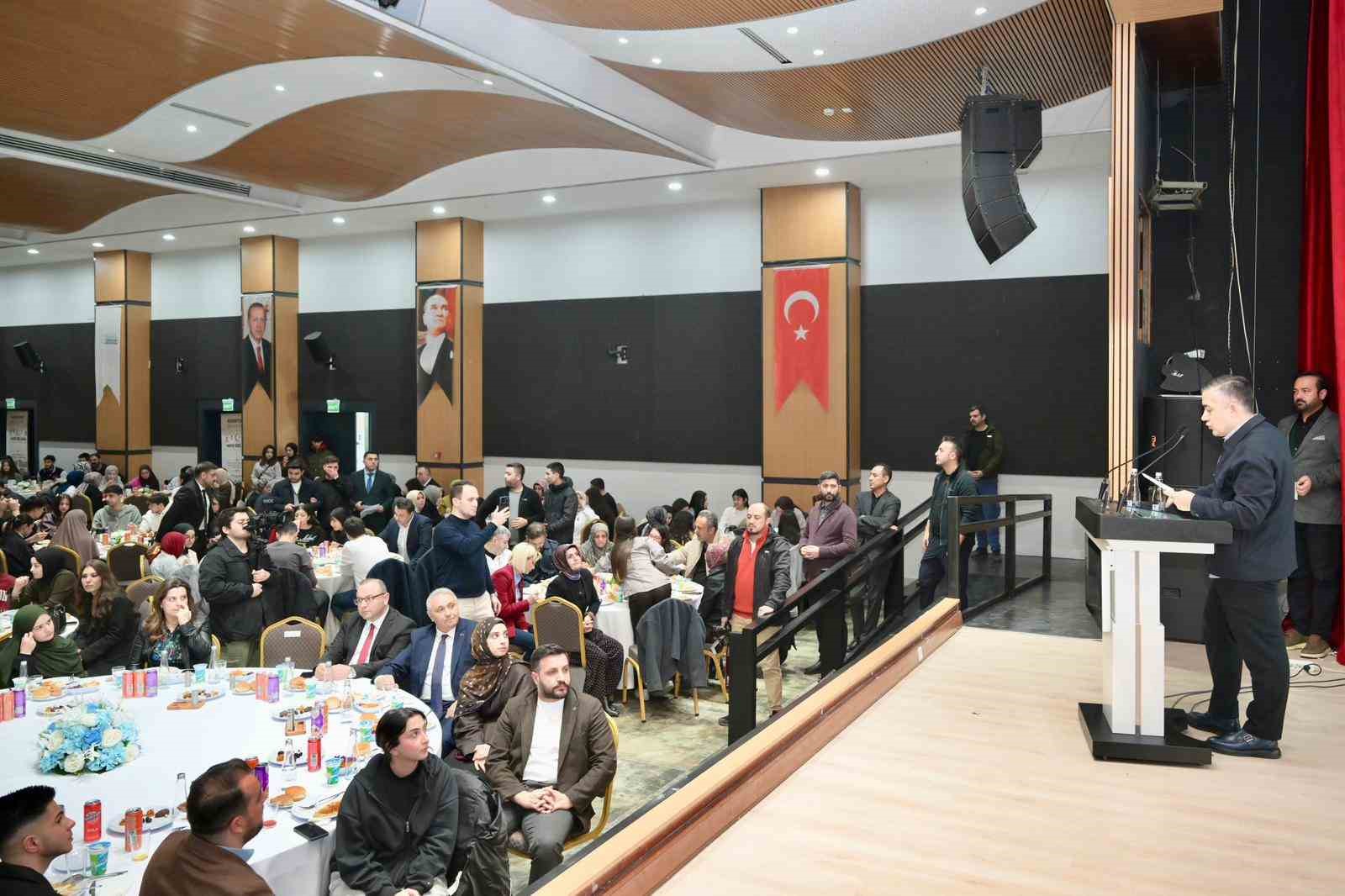 Esenyurt Belediye Başkan Vekili Aksoy’dan gençlere yönelik yatırım atağı
