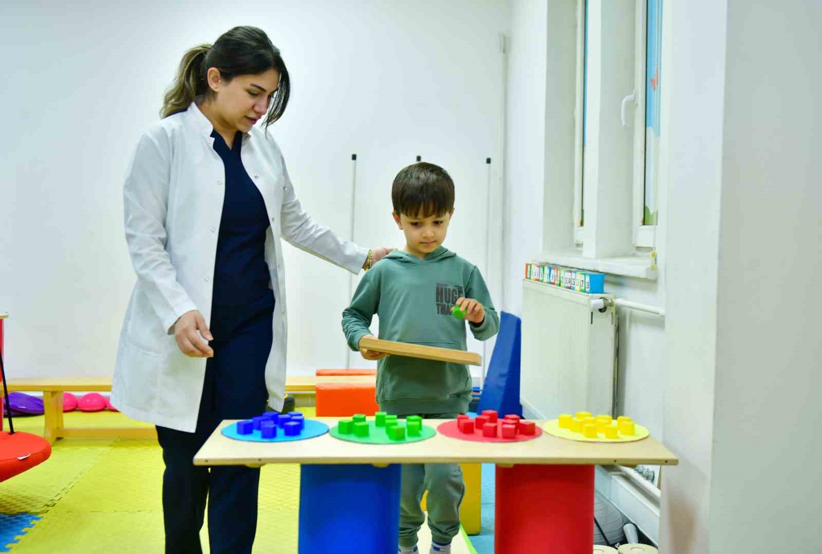 Esenyurt Belediyesi’nden minik Çınar’a büyük destek
