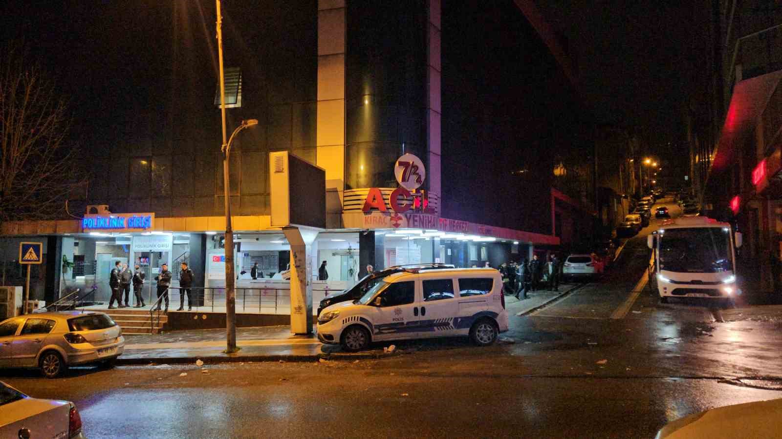 Esenyurt’ta hamile kadın doğum esnasında hayatını kaybetti, yakınları hastaneyi bastı
