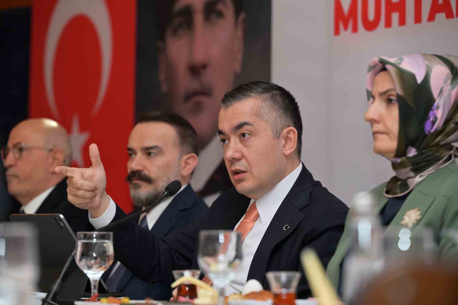 Esenyurt’ta muhtarlardan ilçe emniyet müdürlüğü projesine destek
