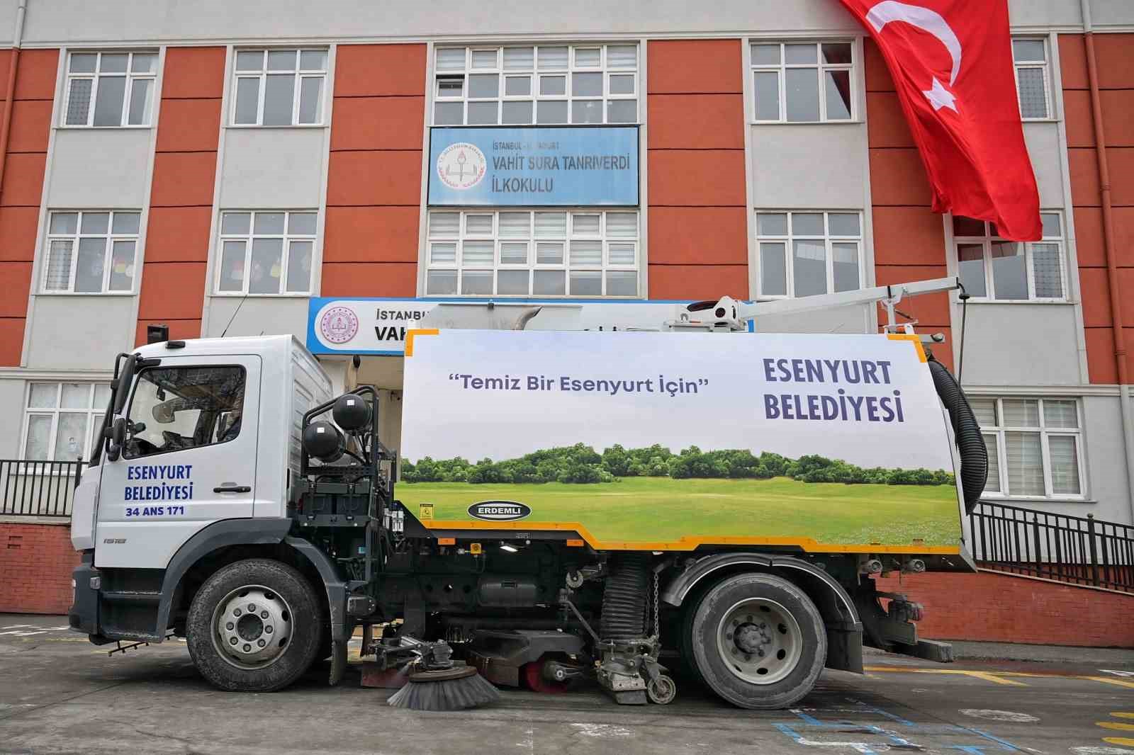 Esenyurt’ta okullar yeni eğitim dönemine hazır
