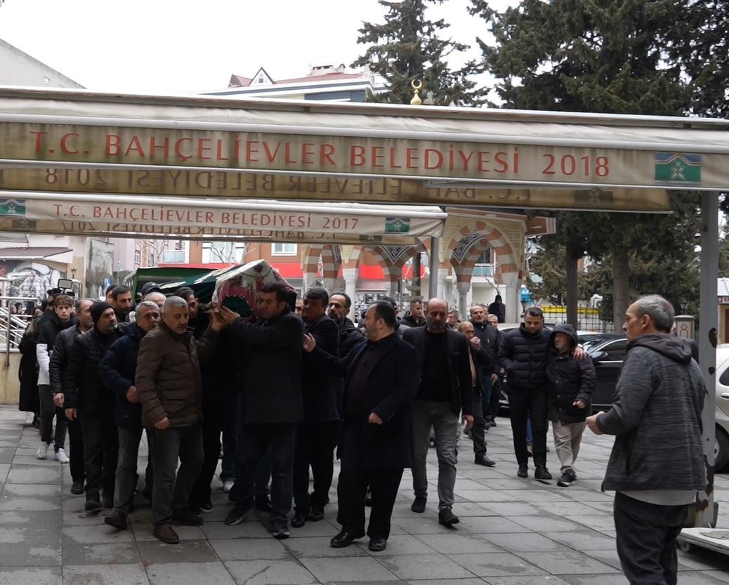 Eşi tarafından öldürülüp yakılmak istenen Semanur son yolculuğuna uğurlandı
