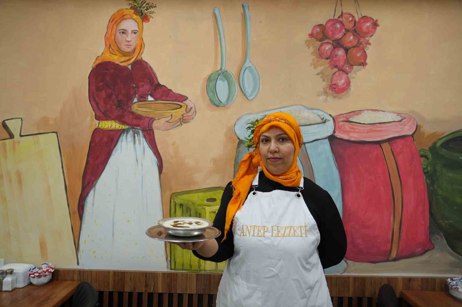 Eşine yardım için gitti kendi işinin patronu oldu
