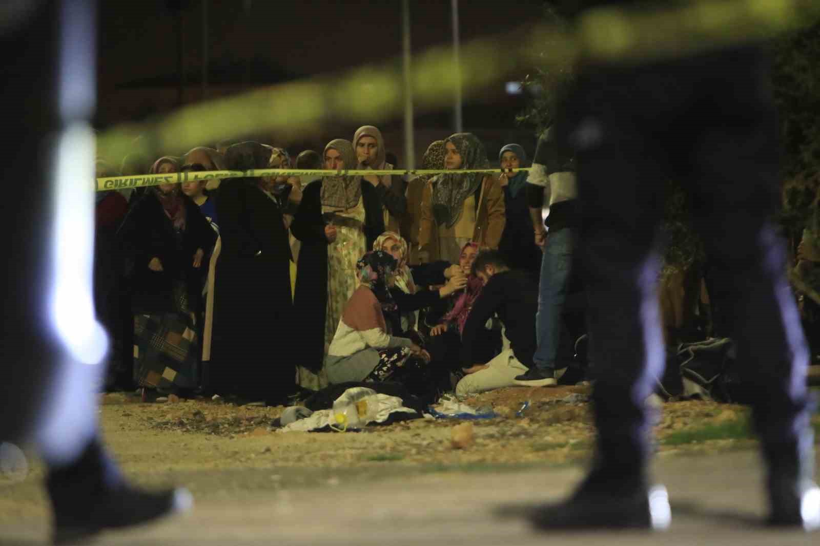 Eşini ve 2 kızını öldüren polis memuru için 3 kez ağırlaştırılmış müebbet talebi
