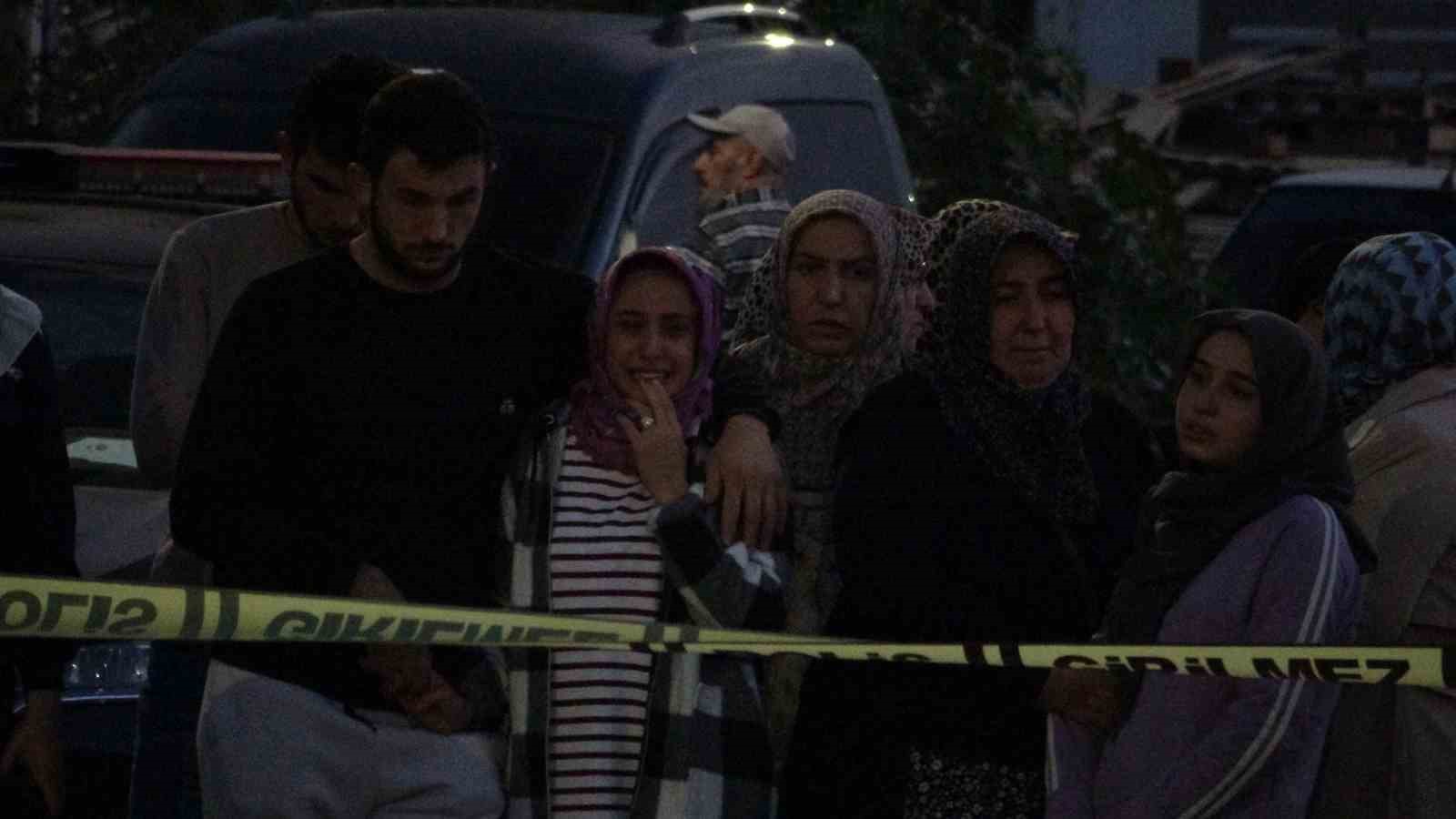 Eşini ve 2 kızını öldüren polis memuru için 3 kez ağırlaştırılmış müebbet talebi
