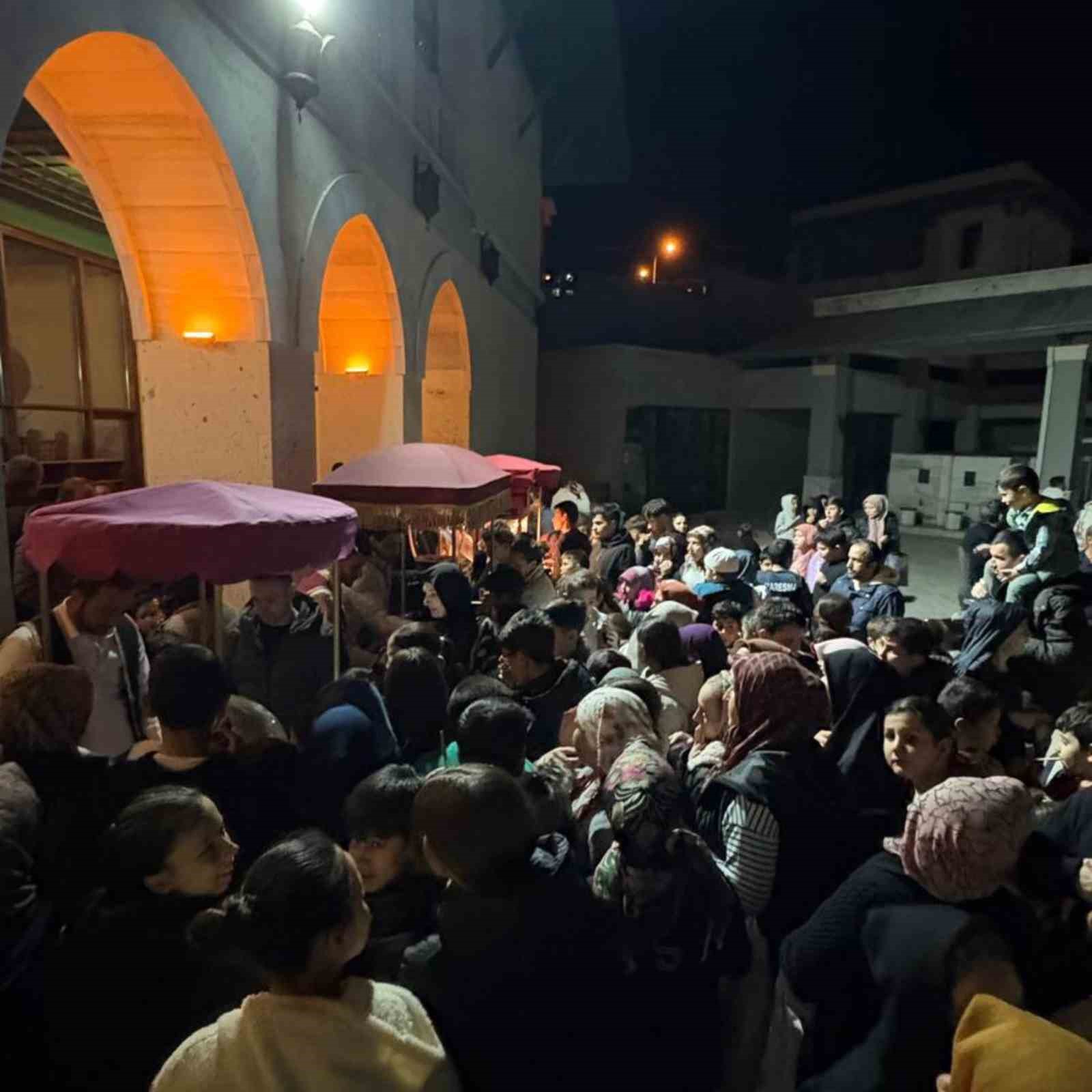 Eski ramazanlar cami avlusunda yaşatıldı
