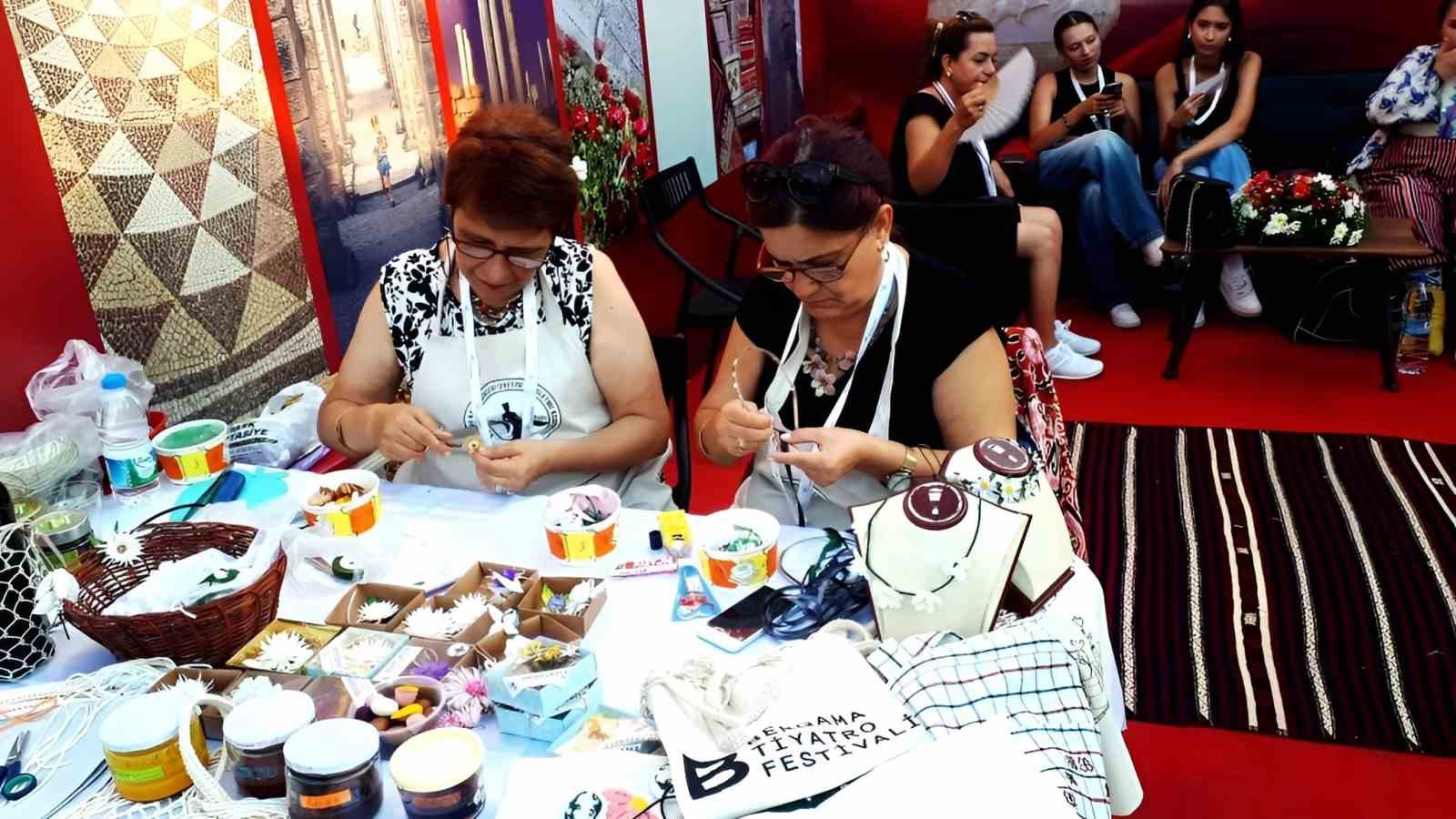 Eski usul alışveriş fileleri Bergama’da yenidan hayat buluyor
