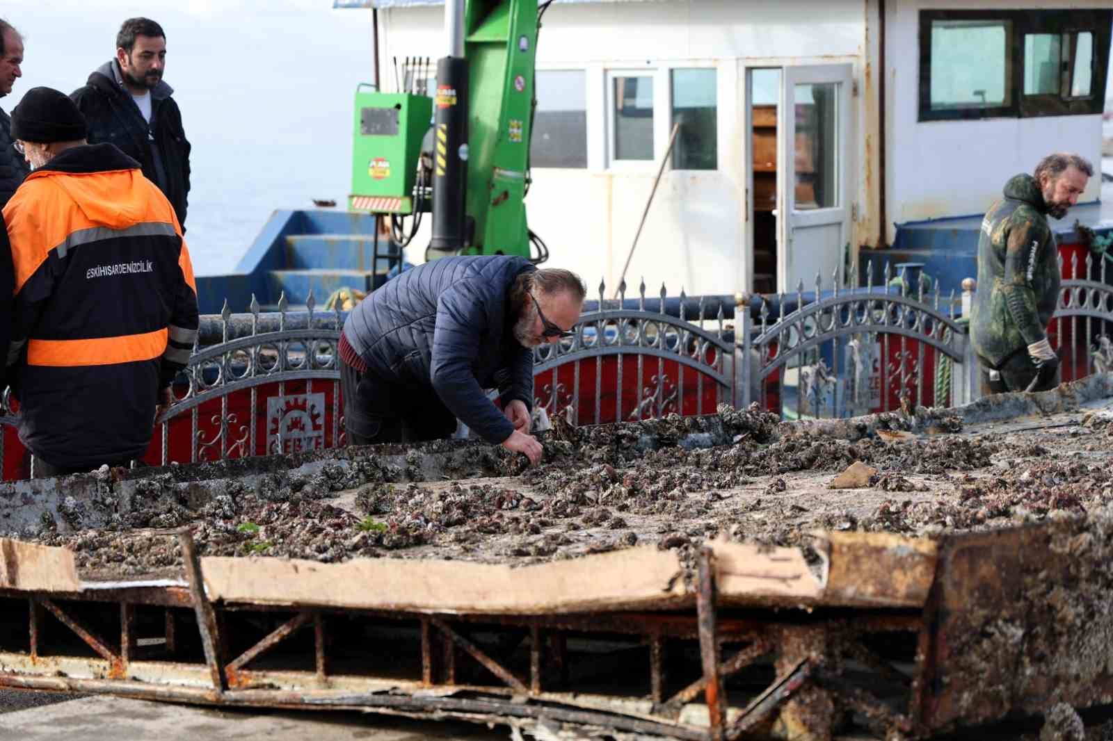 Eskihisar Sahili’nde ekosistemi canlandıracak dip temizliği yapıldı
