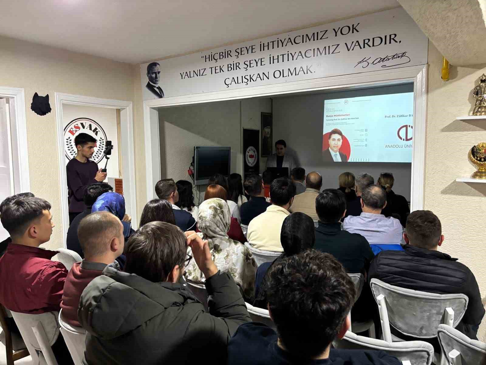 Eskişehir ESVAK’ta ‘Rusya Müslümanları’ konferansı
