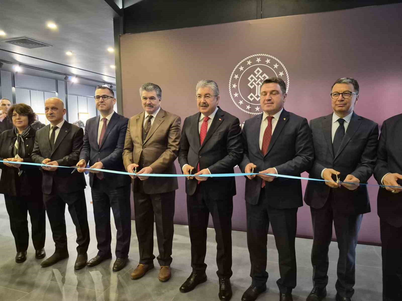 ’Eskişehir Gelenekli Karma Sanatlar Sergisi’ açılışı gerçekleşti
