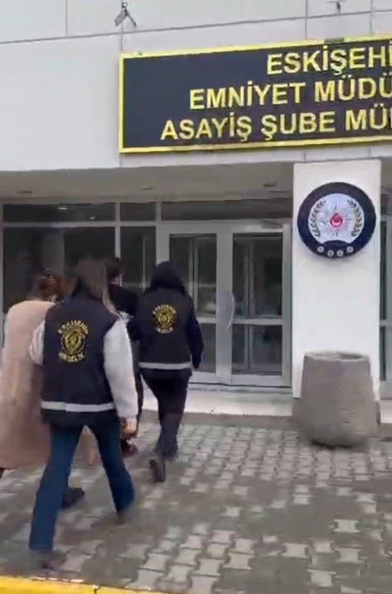 Eskişehir polisi hırsızlara göz açtırmıyor
