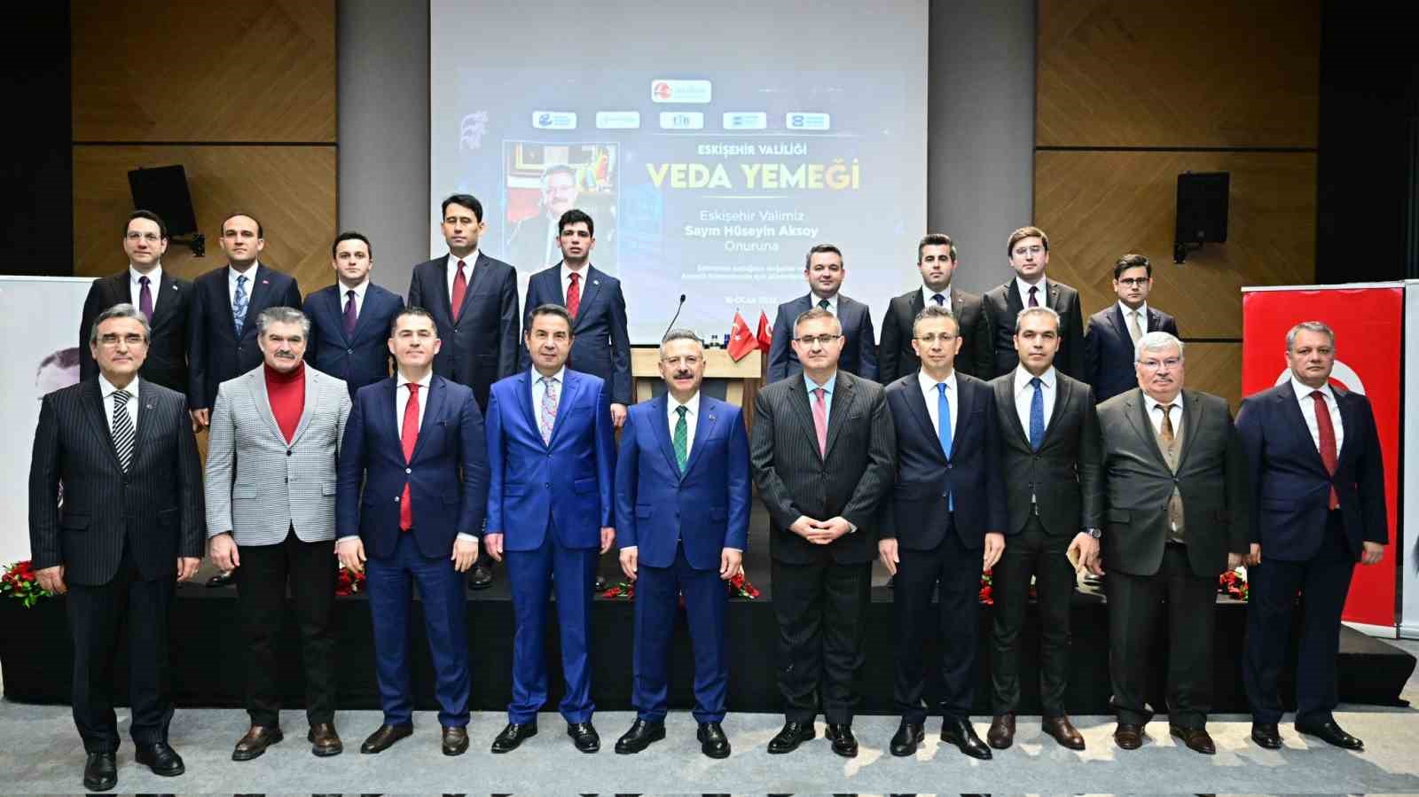 Eskişehir Valisi Aksoy: "Kapım Eskişehirlilere her zaman açık"
