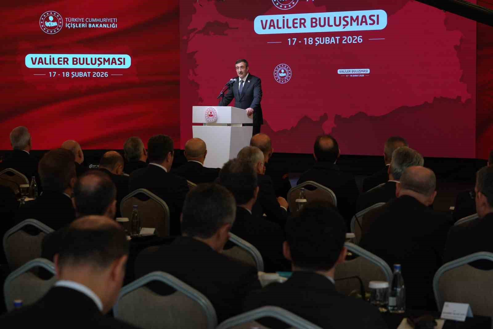 Eskişehir Valisi Yılmaz, ’Valiler Buluşması’na katıldı
