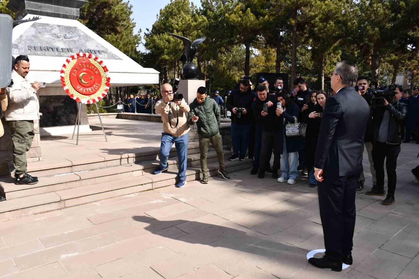 Eskişehir’de 18 Mart Şehitleri Anma Günü ve Çanakkale Deniz Zaferi törenle kutlandı

