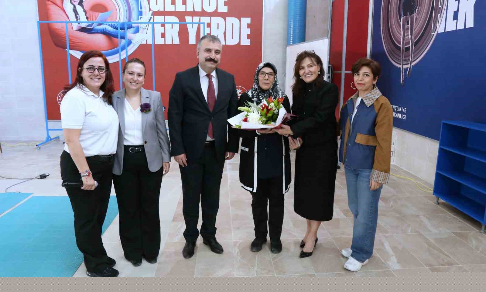 Eskişehir’de 8 Mart Dünya Kadınlar Günü ’Şenlik Yarışları’ ile taçlandı
