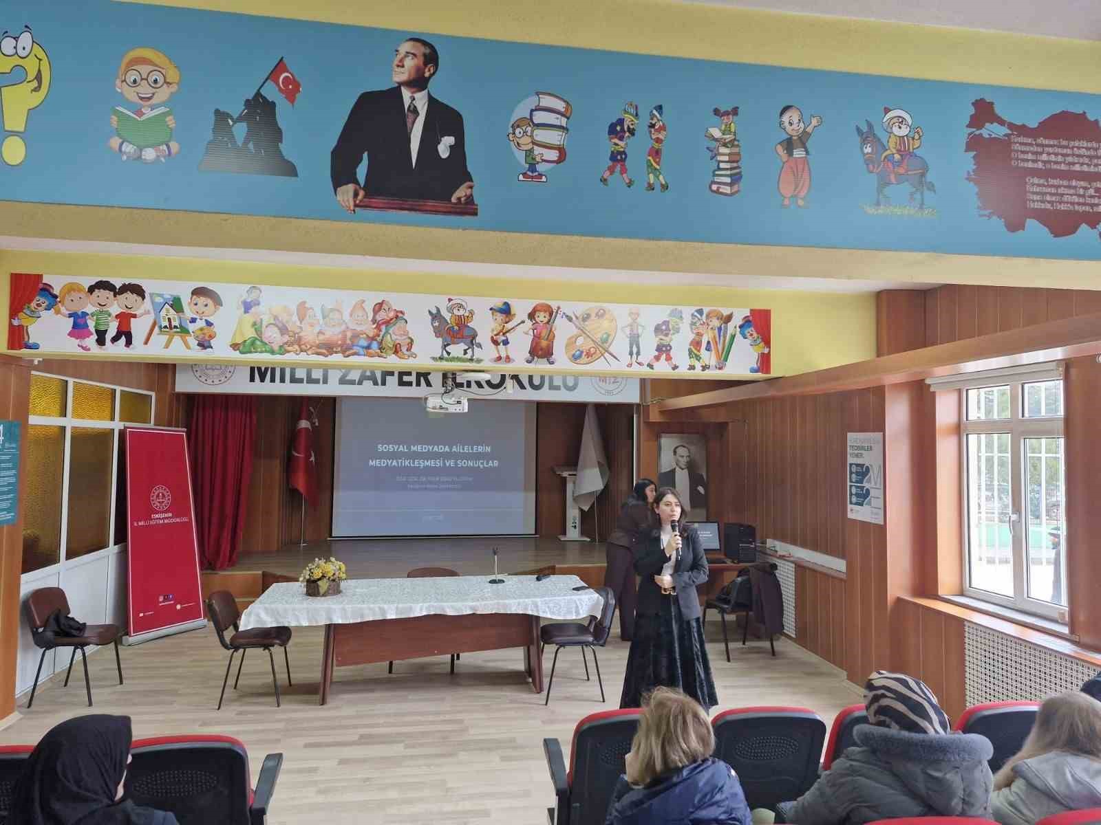 Eskişehir’de "Bilge aile" projesiyle veliler bilinçleniyor
