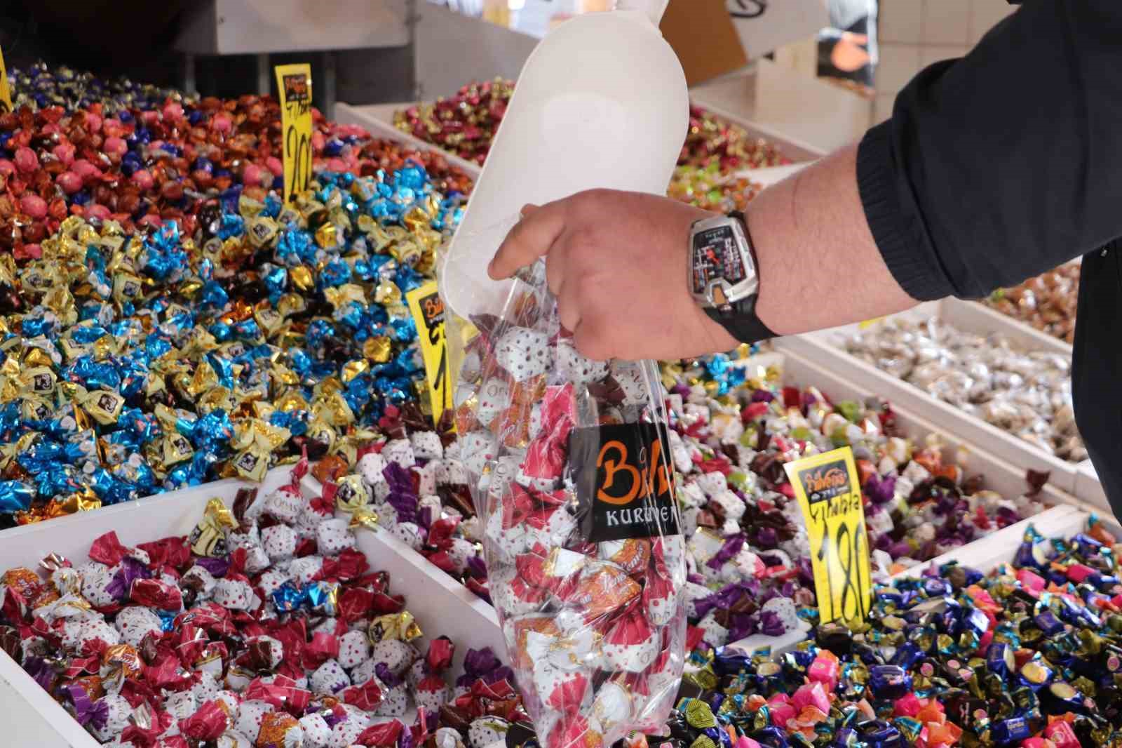 Eskişehir’de çarşısında bayram hareketliliği
