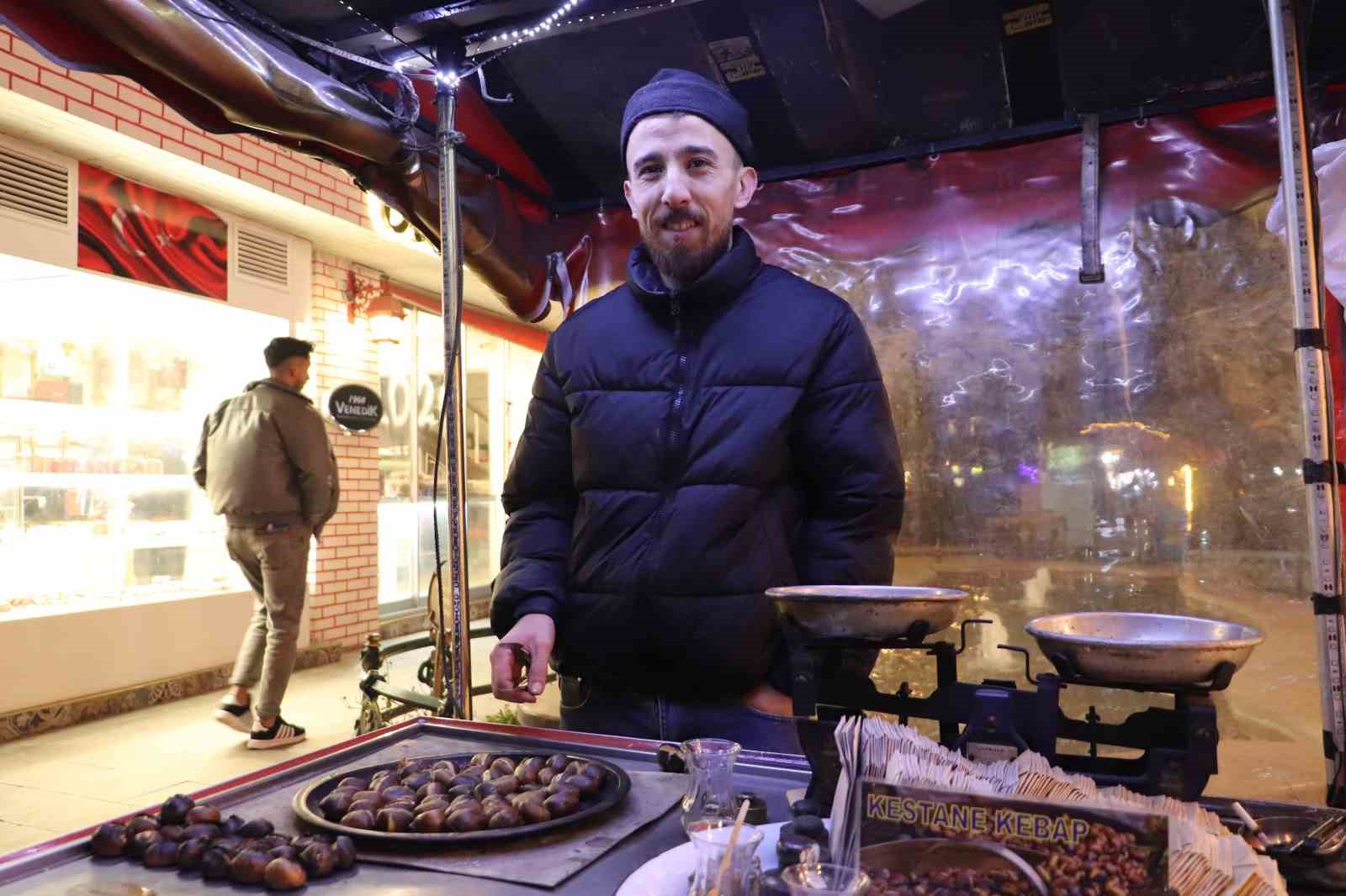 Eskişehir’de eksi 7 derecede kestane mesaisi
