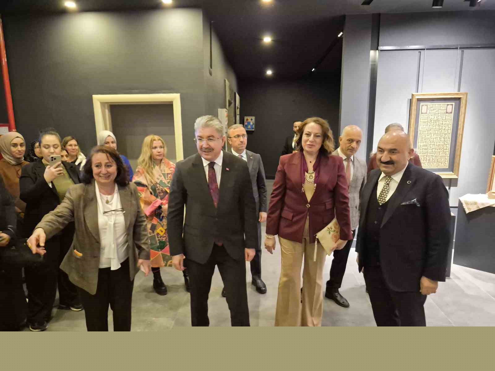 Eskişehir’de "Emeğin En Kıymetli, Kadın" sergisi kapılarını açtı
