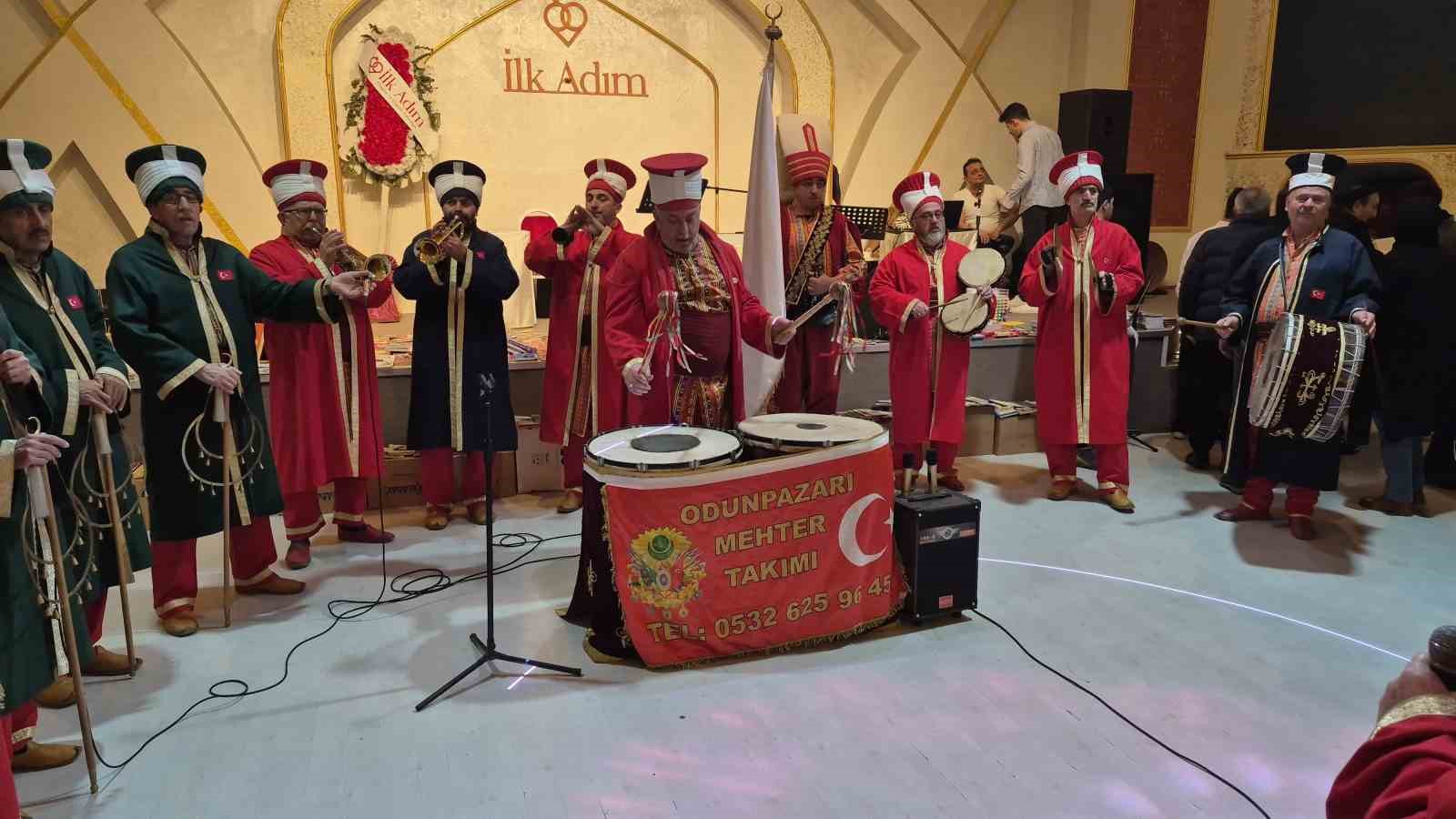 Eskişehir’de gaziler ve yaşlılar iftar programında bir araya geldi
Eskişehir’de gaziler ve yaşlılar iftar programında bir araya geldi