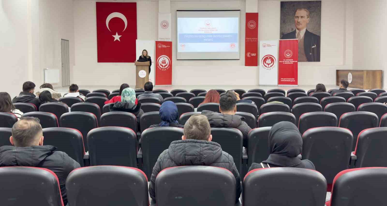 Eskişehir’de genç çiftlere "Evlilik Öncesi" eğitimi
