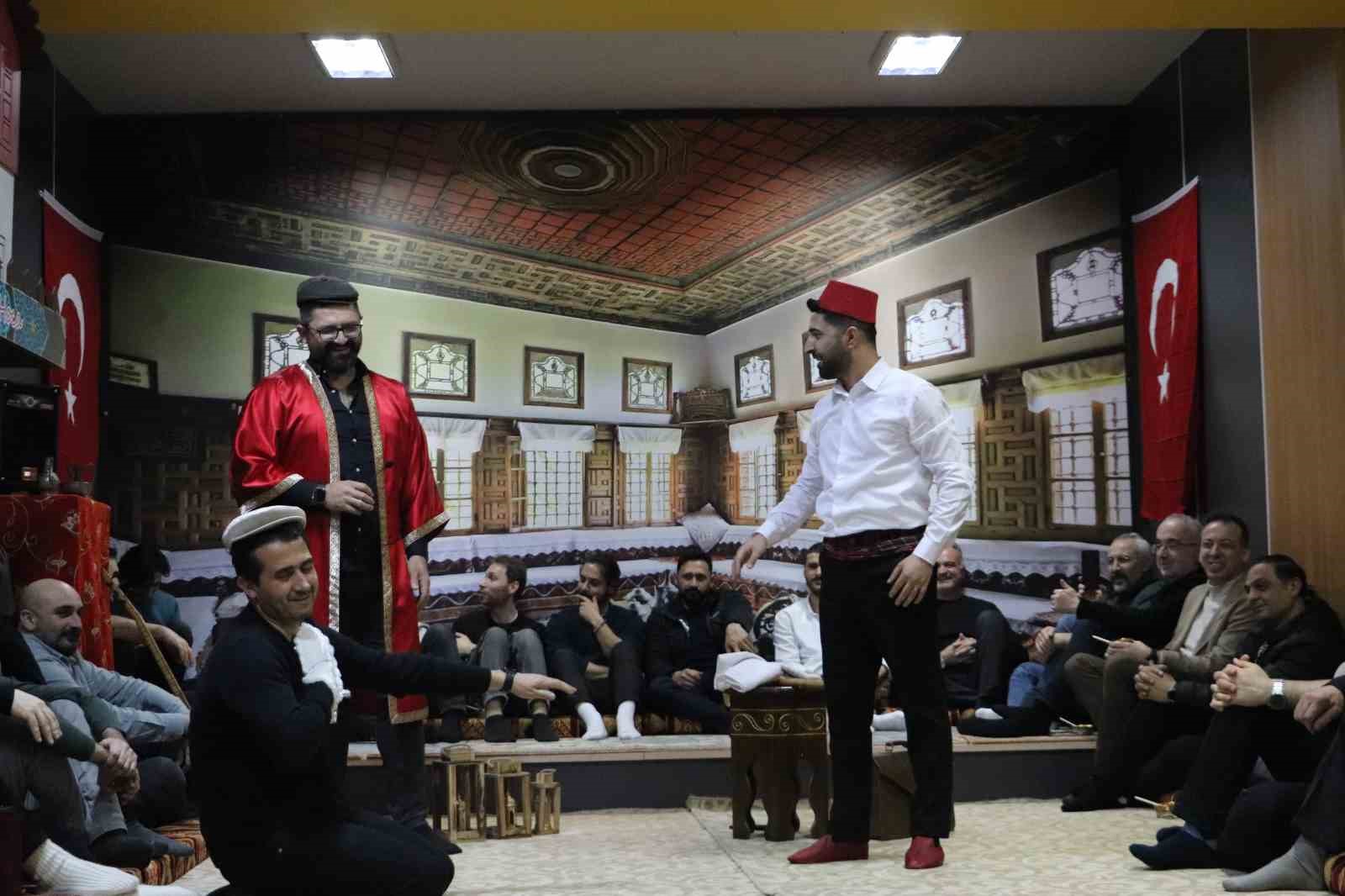 Eskişehir’de iftar sonrası Osmanlı geleneği canlandırıldı
