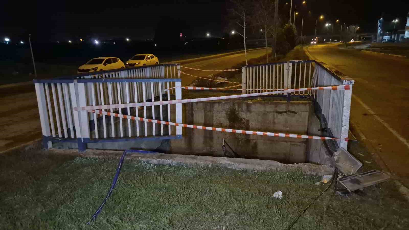 Eskişehir’de kontrolden çıkan otomobil sulama kanalına uçtu: 2 yaralı
