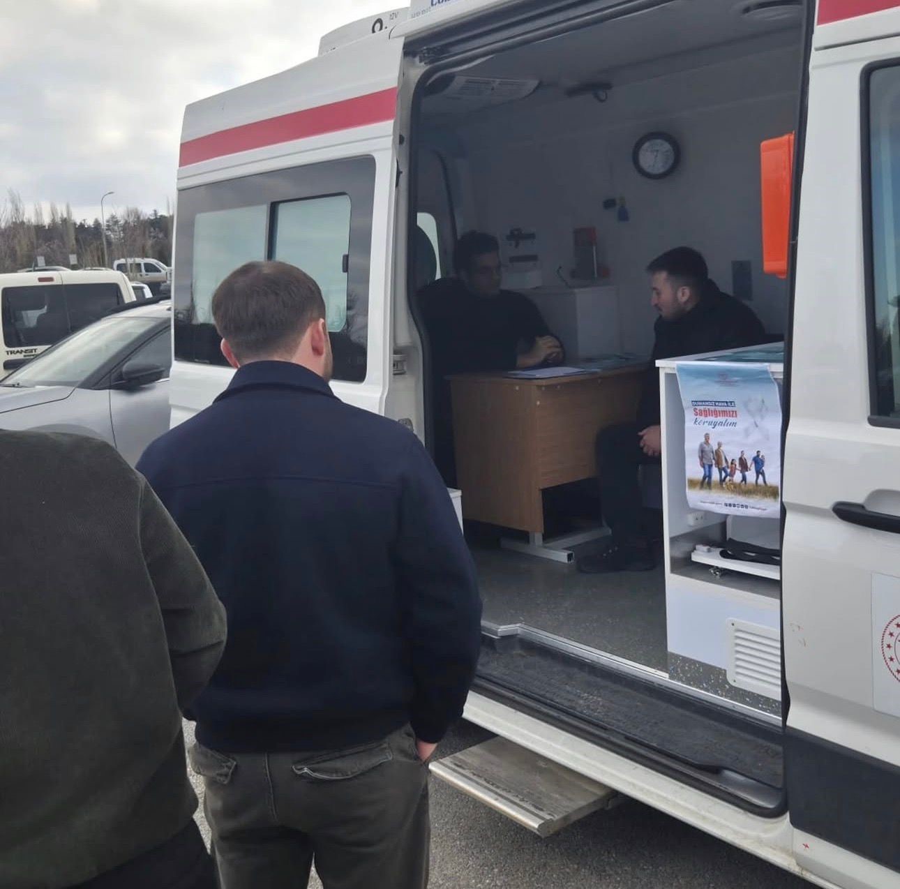 Eskişehir’de mobil sigara bıraktırma aracı taraftarla buluştu
