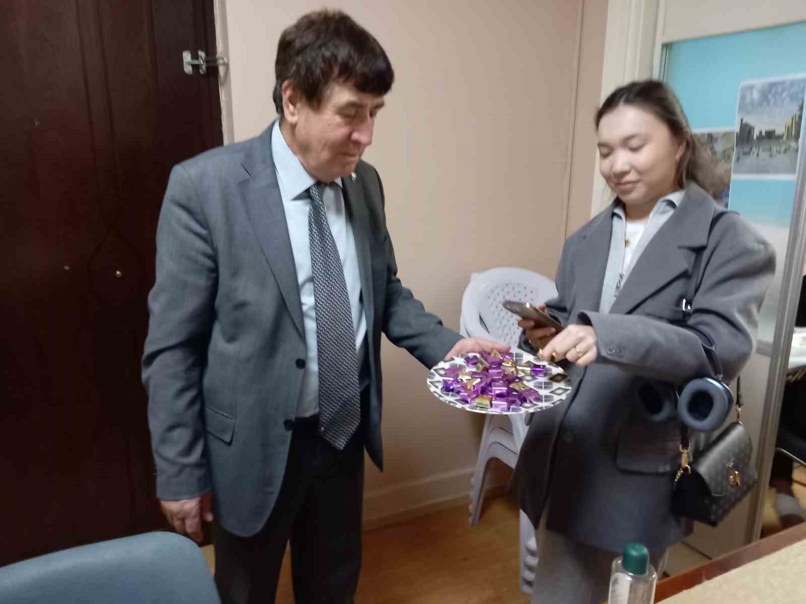 Eskişehir’de okuyan Türk dünyası öğrencileri kahvaltıda buluştu
