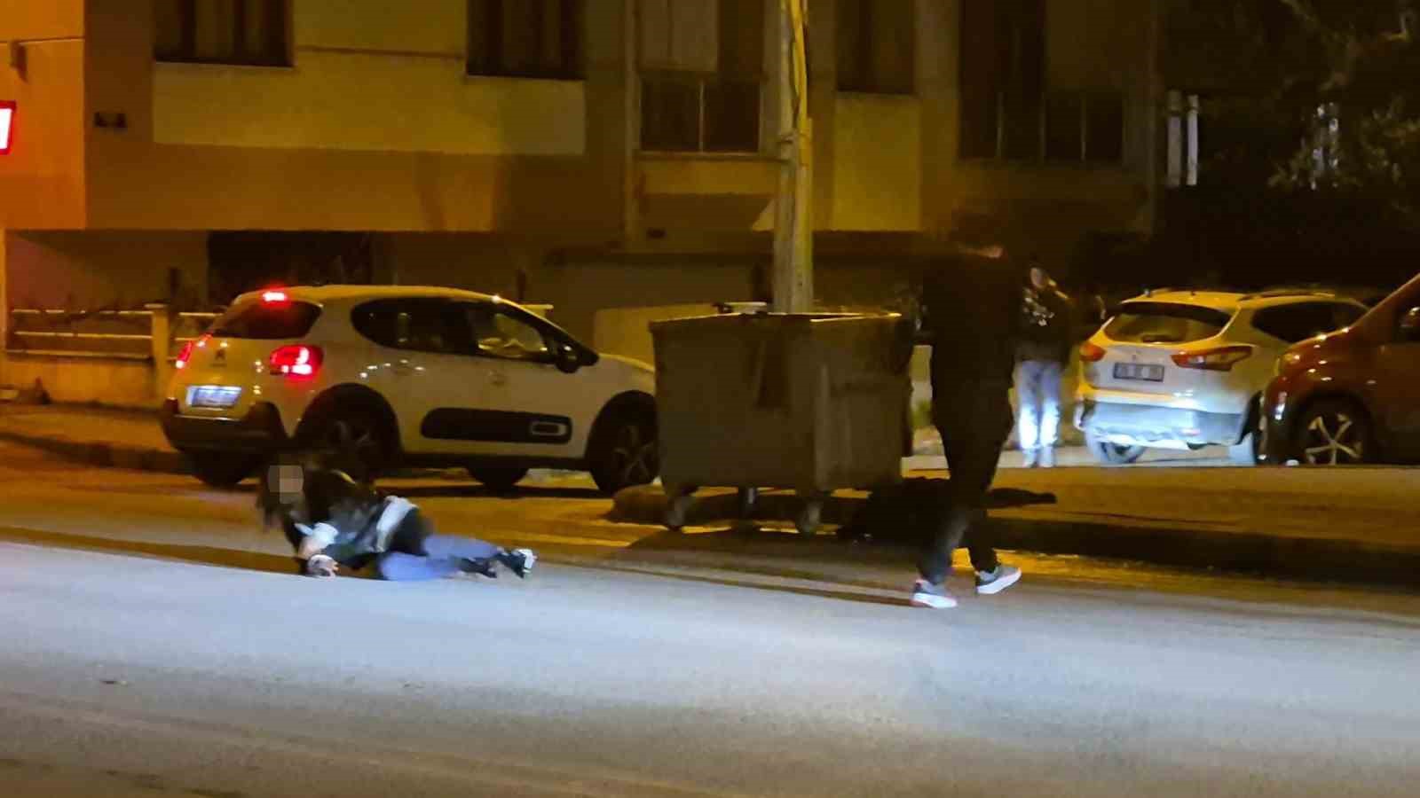 Eskişehir’de olaylı gece: Cadde ortasındaki kavga kamerada
