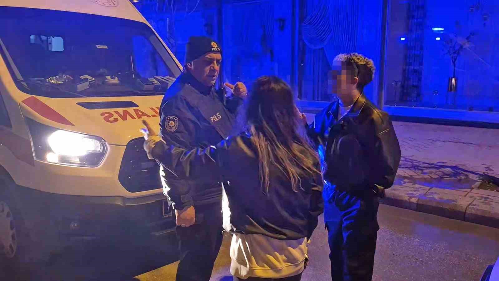 Eskişehir’de olaylı gece: Cadde ortasındaki kavga kamerada
