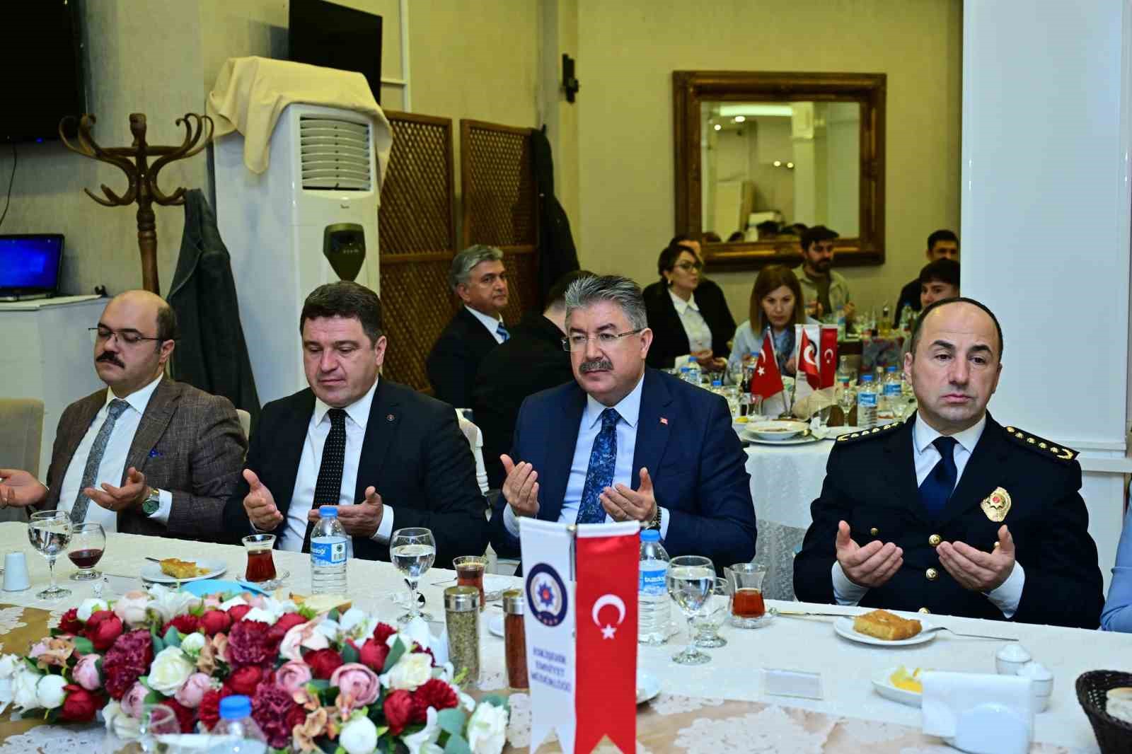 Eskişehir’de Türk Polis Teşkilatı’nın 181’inci kuruluş yıl dönümü kutlandı
