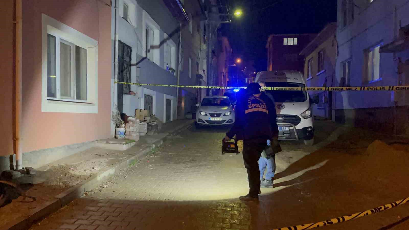 Eskişehir’de üçüncü kattan düşen şahıs ağır yaralandı
