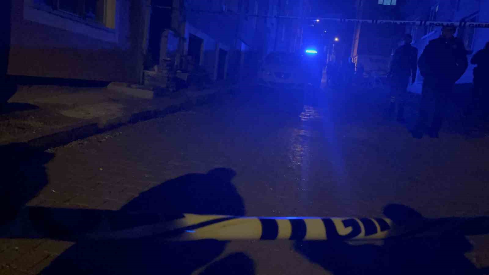Eskişehir’de üçüncü kattan düşen şahıs ağır yaralandı
