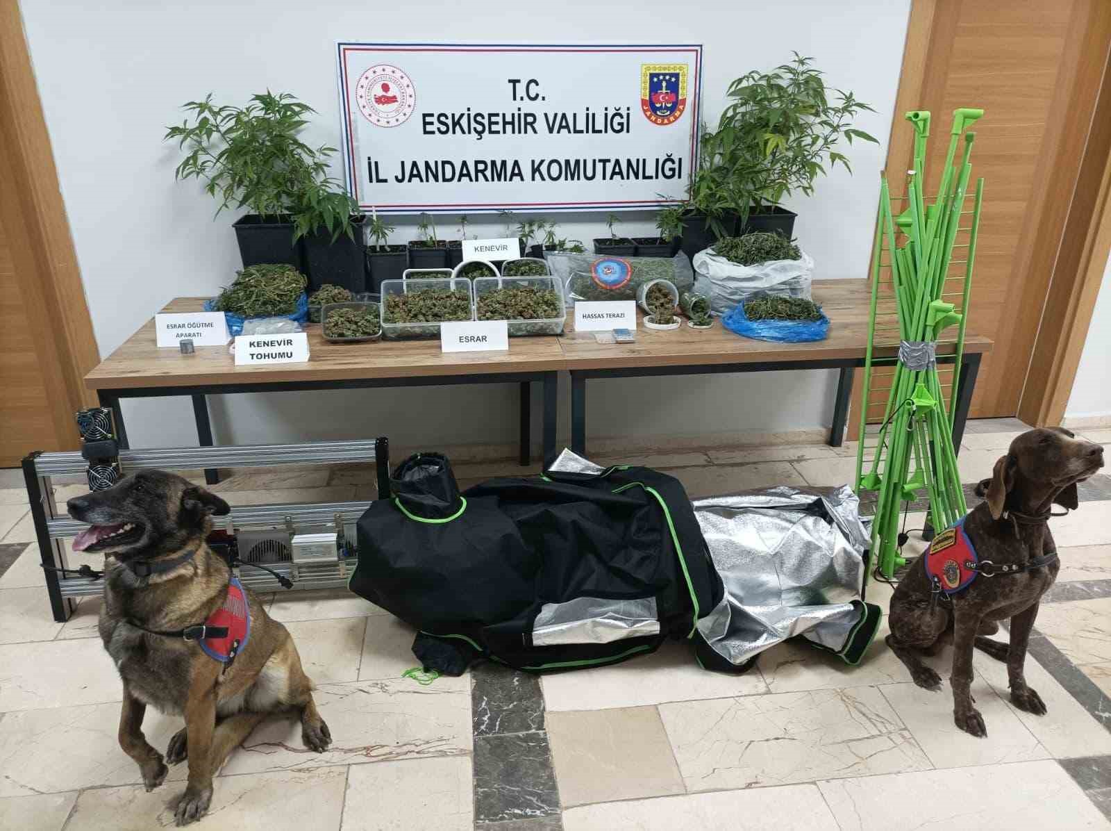 Eskişehir’de uyuşturucu operasyonu
